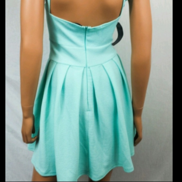 New Soft aqua dress  AX Paris Size 8 US - Picture 5 of 5